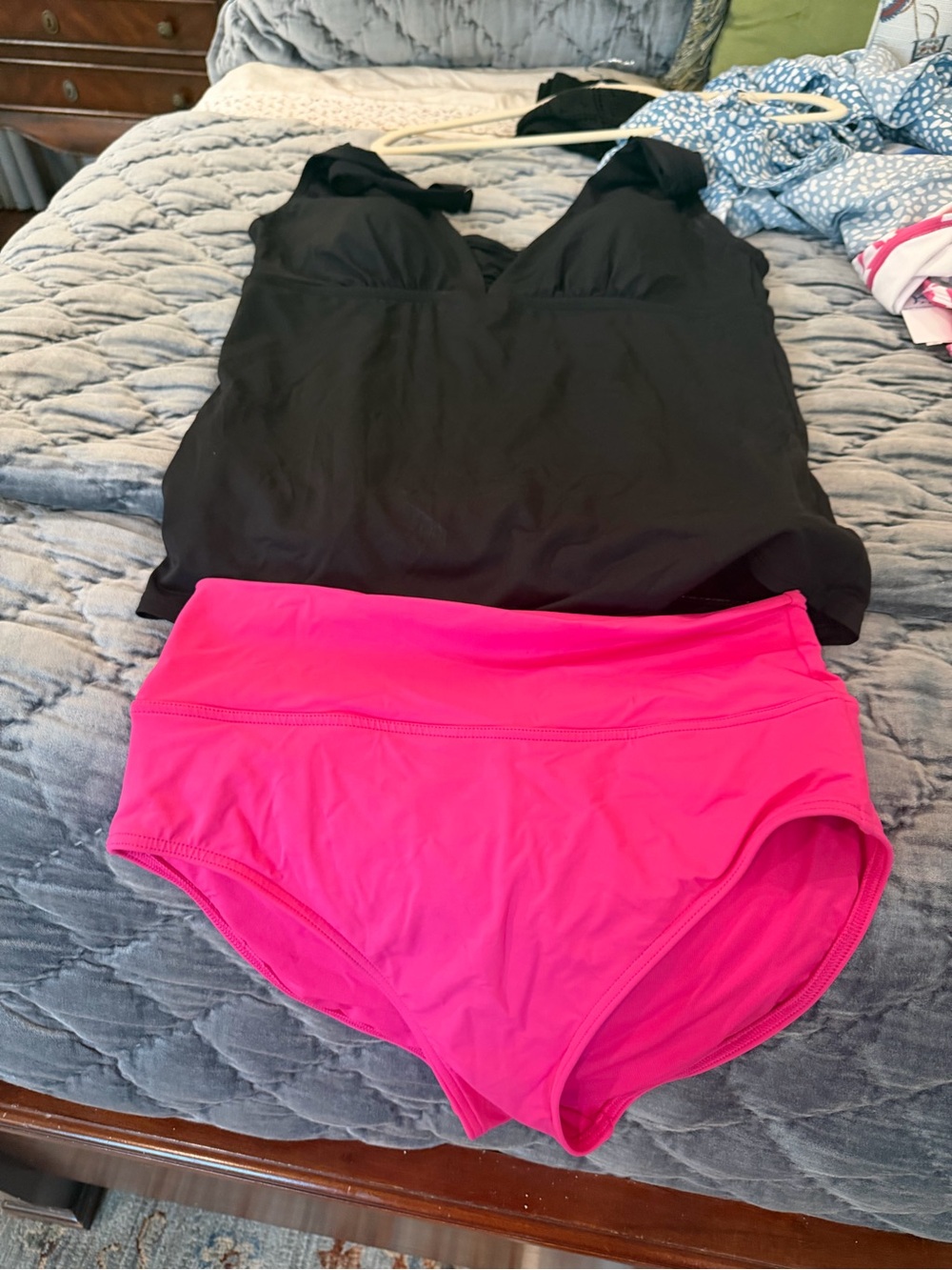 Lands' End Black Tankini Top with Hot Pink Swim Briefs